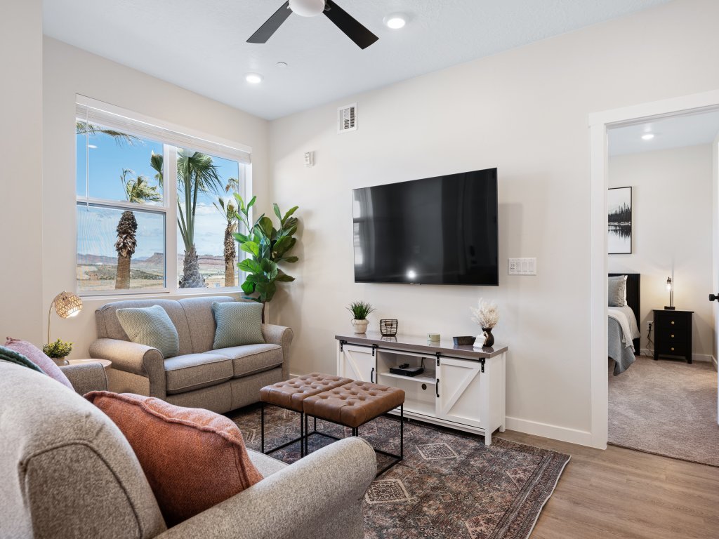 Desert Oasis Vacation Rental in St. George - RedAwning