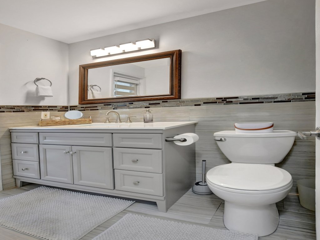 Boca Beauty - Stylish Home with Pool Vacation Rental in Boca Raton - RedAwning