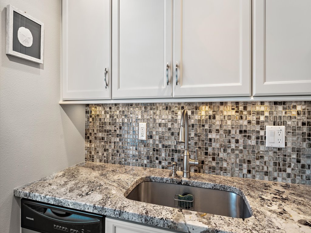 Sunset Sanctuary Vacation Rental in Longboat Key - RedAwning