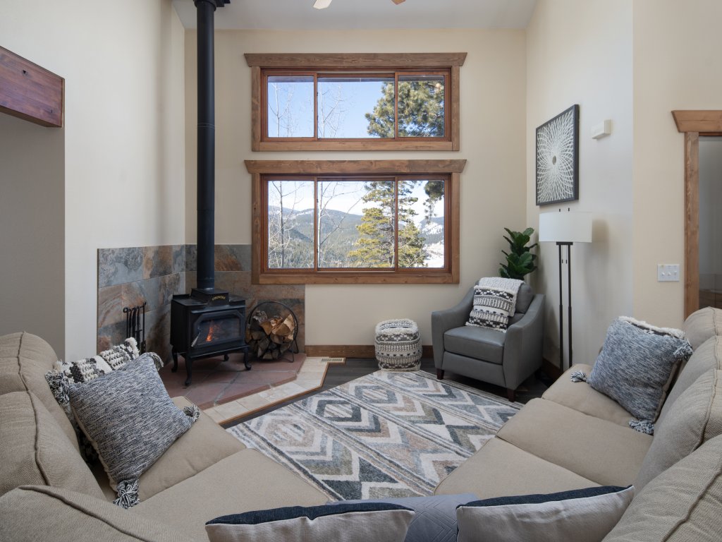 Mountain View Retreat Vacation Rental in Colorado - RedAwning