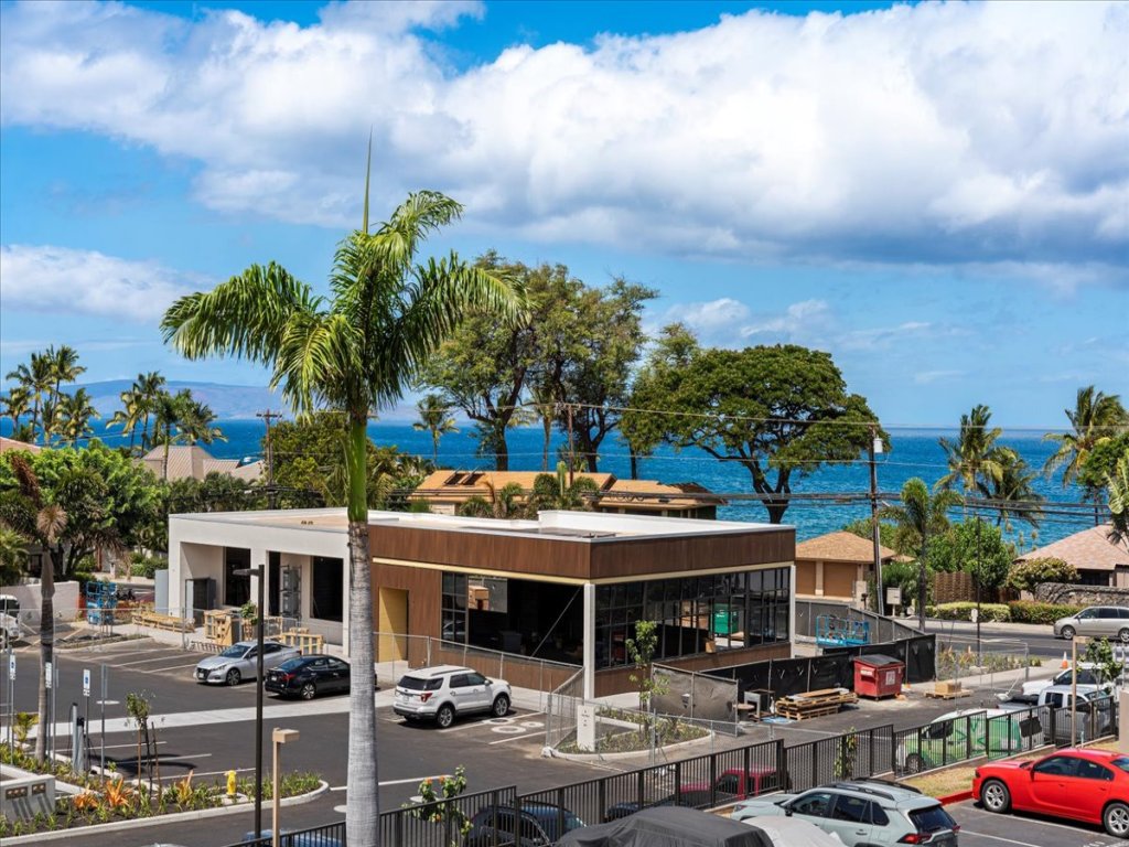 Pacific Shores A302 Vacation Rental in Kihei - RedAwning