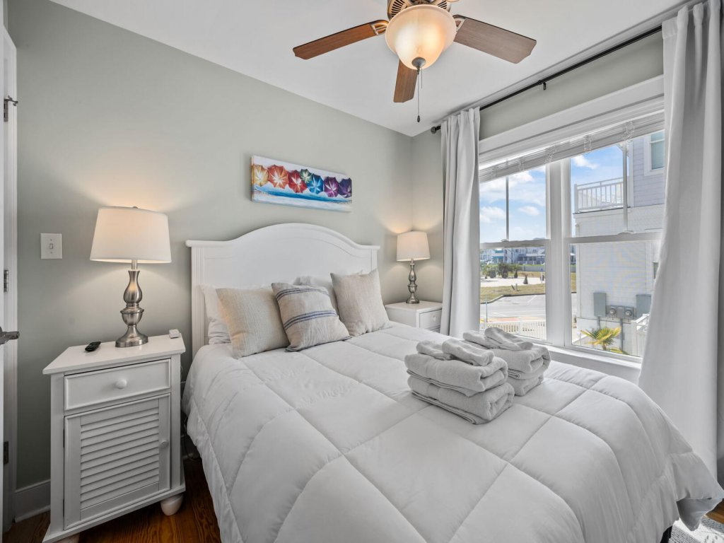 Seas the Day Vacation Rental in North Carolina - RedAwning