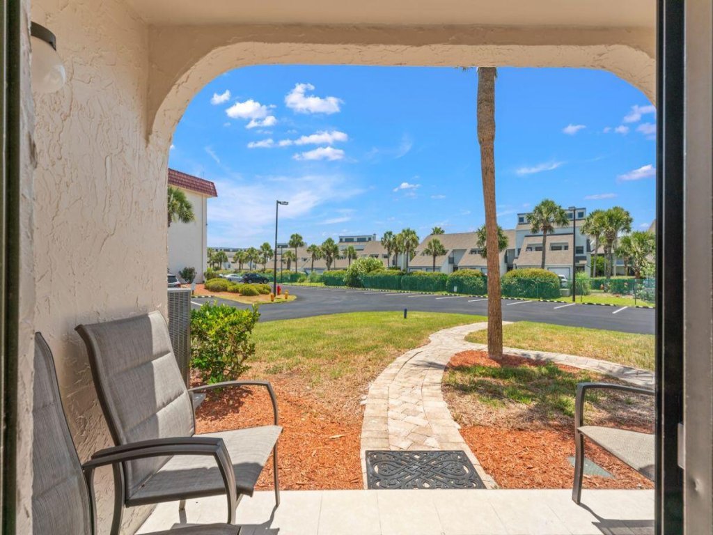 Beachside Retreat I St. Augustine Beach I Free Activities Vacation Rental in Florida - RedAwning