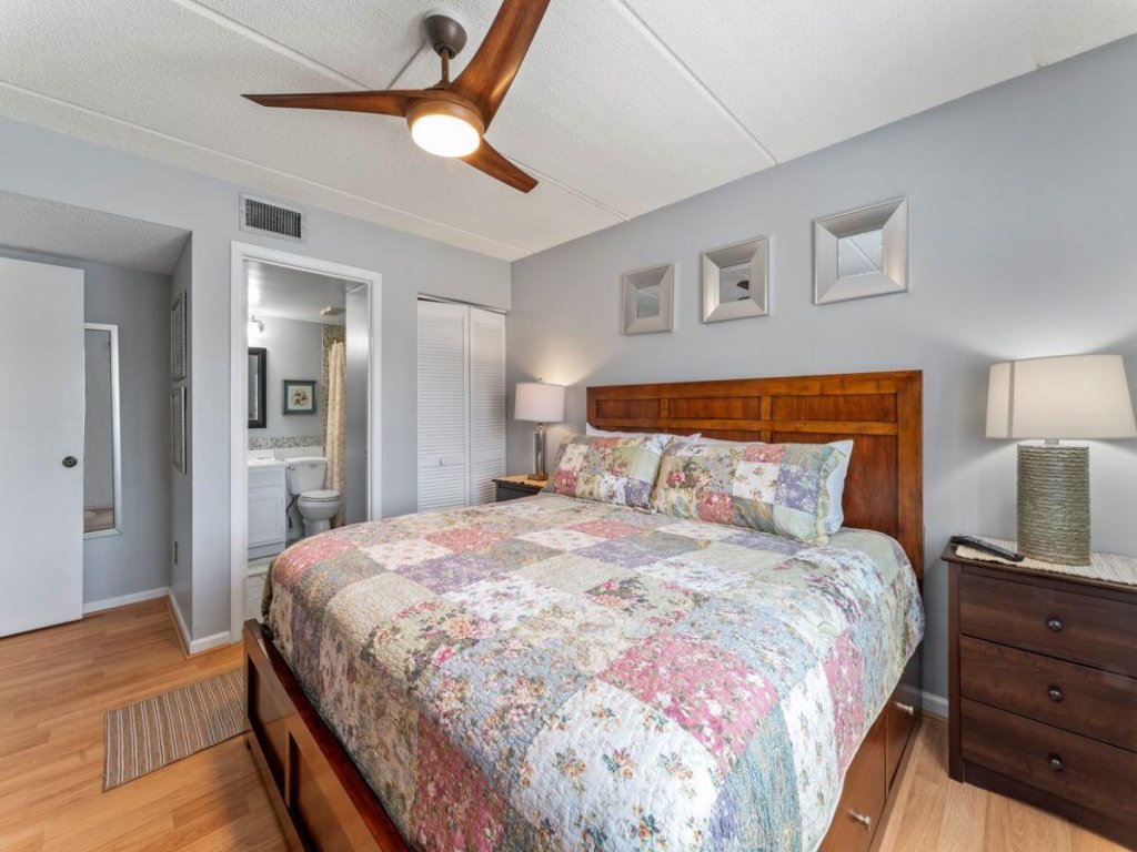 Beachside Retreat I St. Augustine Beach I Free Activities Vacation Rental in Florida - RedAwning