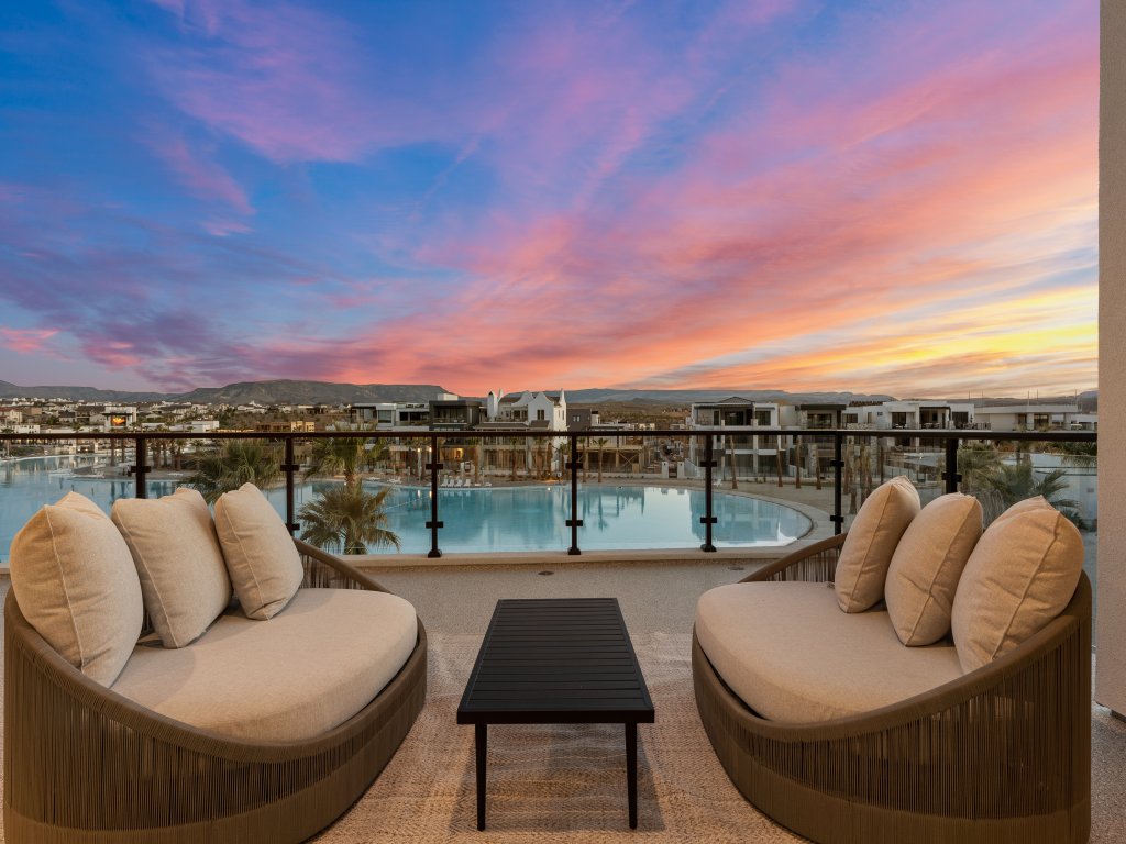 Modern Lagoon Vacation Rental in St. George - RedAwning