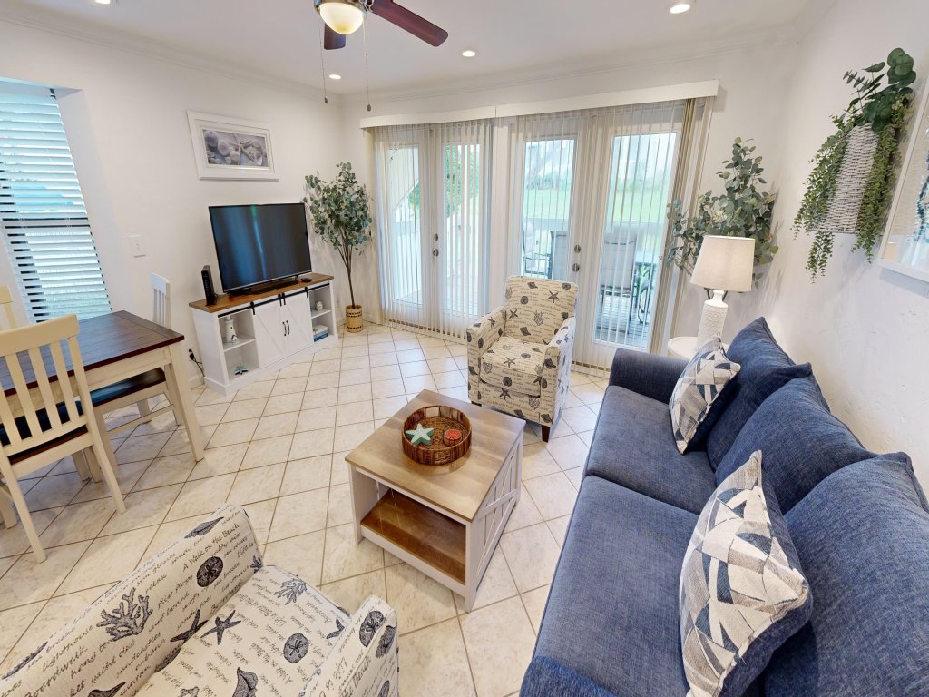Sandpiper Cove 1086 Vacation Rental in Destin - RedAwning
