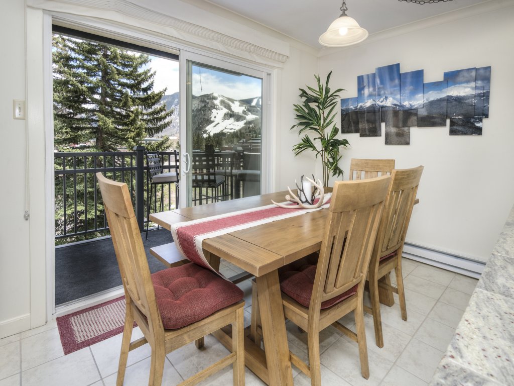 Vantage Point #307 Vacation Rental in Vail - RedAwning