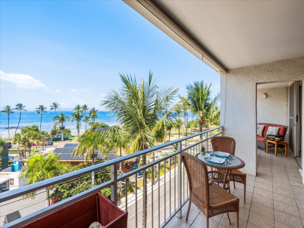 Island Surf 614 Vacation Rental in Kihei - RedAwning