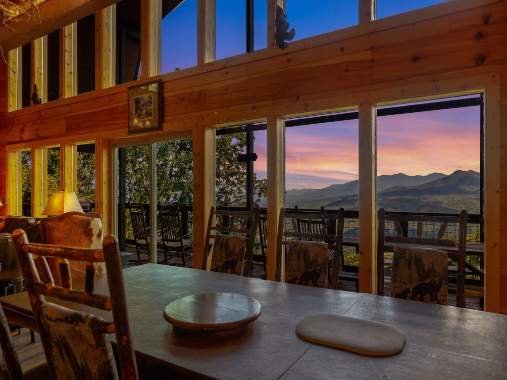 Smoky Mountain High Vacation Rental in Gatlinburg - RedAwning