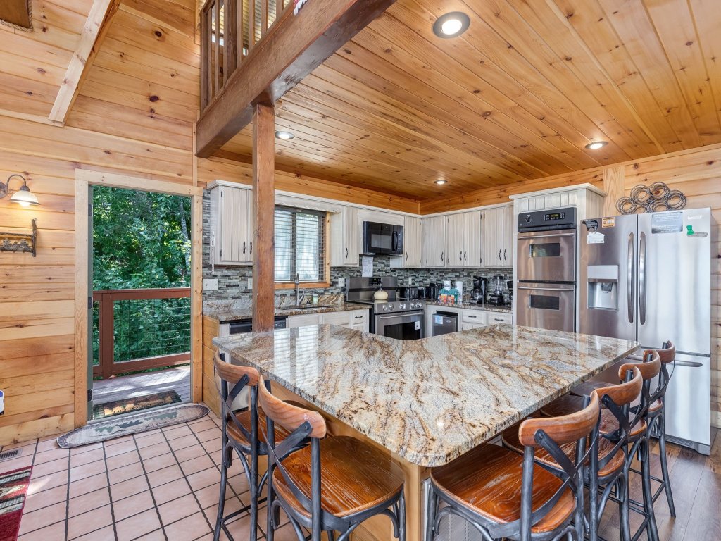 Smoky Mountain High Vacation Rental in Gatlinburg - RedAwning