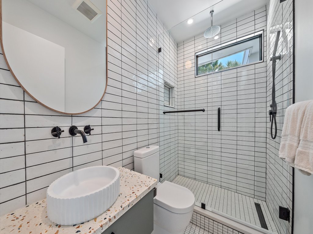 The Windward House Vacation Rental in Siesta Key - RedAwning
