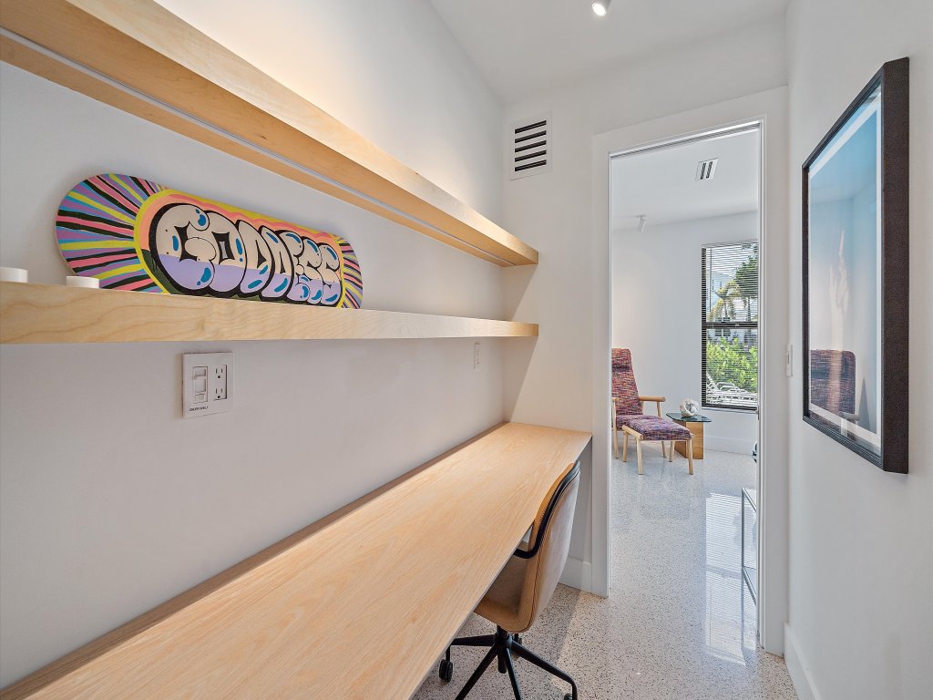 The Windward House Vacation Rental in Siesta Key - RedAwning