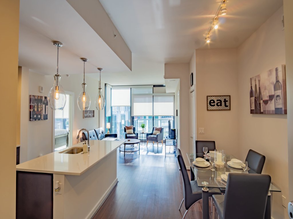 3380 Peachtree Rd NE Atlanta, GA 30326, USA Vacation Rental in Atlanta - RedAwning