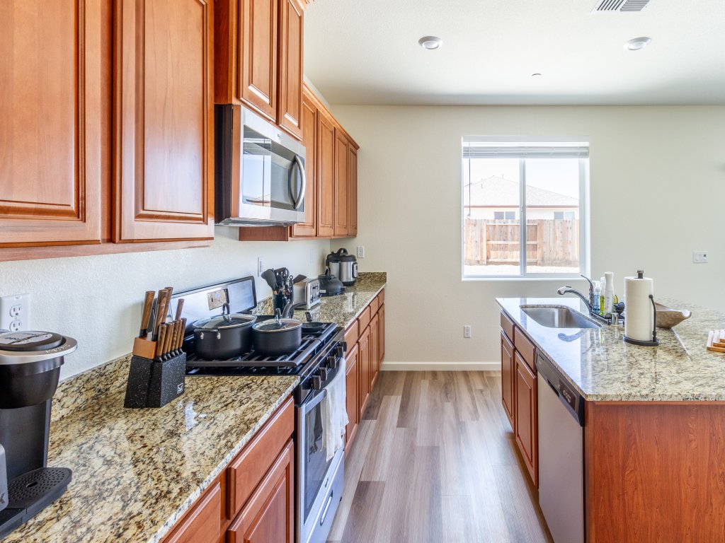 5BR Home | Hard Rock Casino & Beale AFB Area Vacation Rental in California - RedAwning