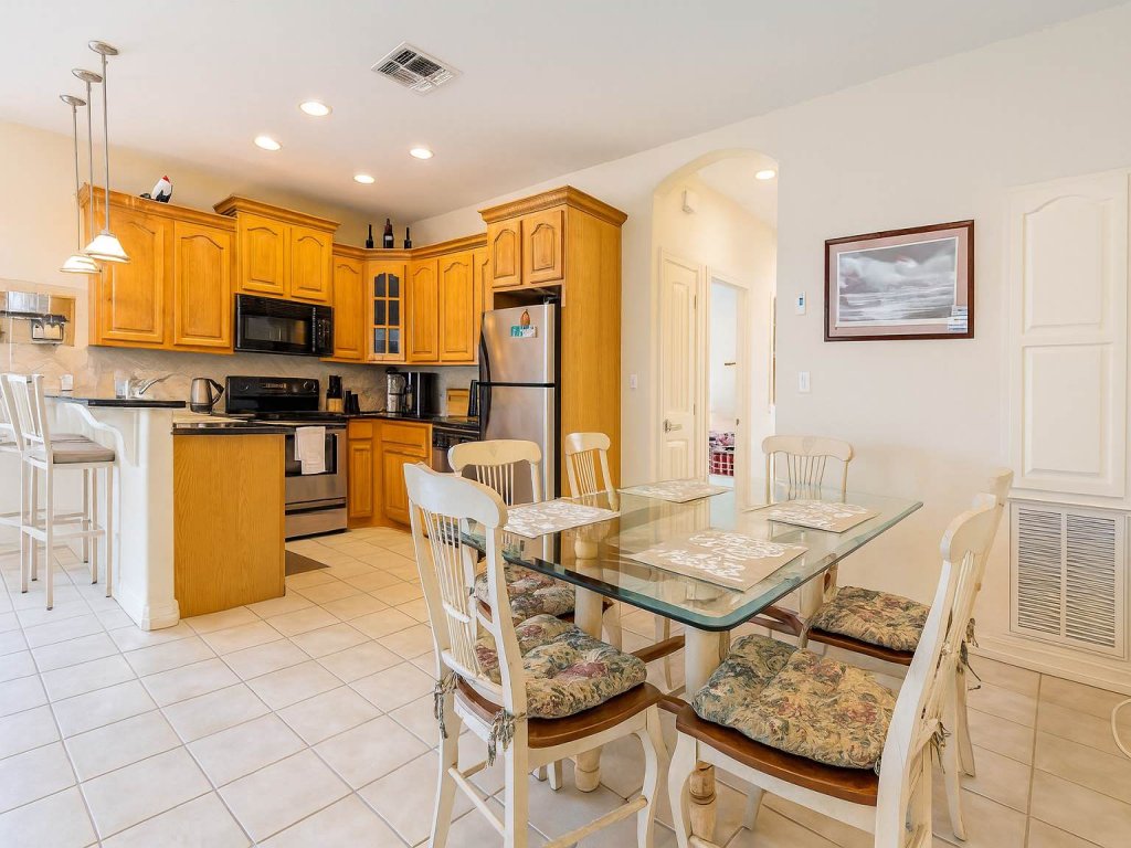 *Cozy 4 plex * Pool *Sleep Many *Super near Beach Vacation Rental in South Padre Island - RedAwning