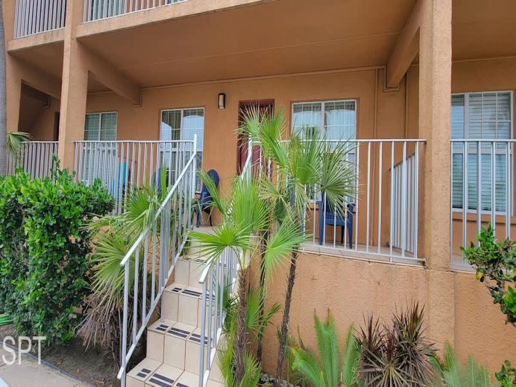 Max Walkable Location  " 1st Floor " 2 Patios Vacation Rental in South Padre Island - RedAwning