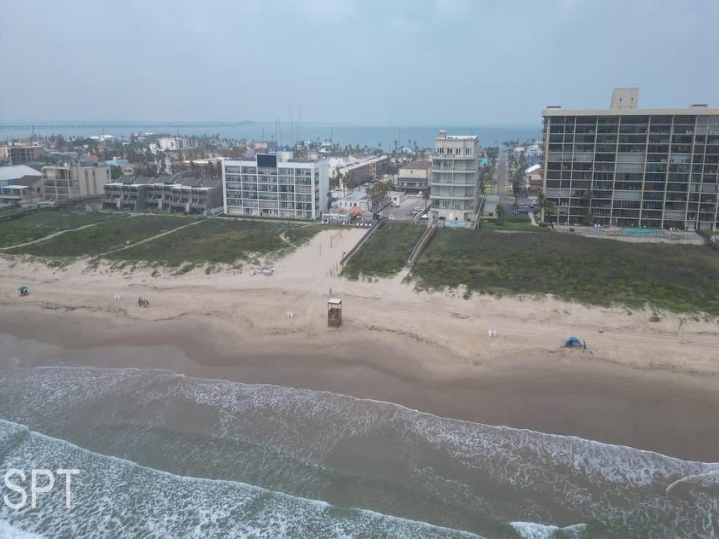 Max Walkable Location  " 1st Floor " 2 Patios Vacation Rental in South Padre Island - RedAwning