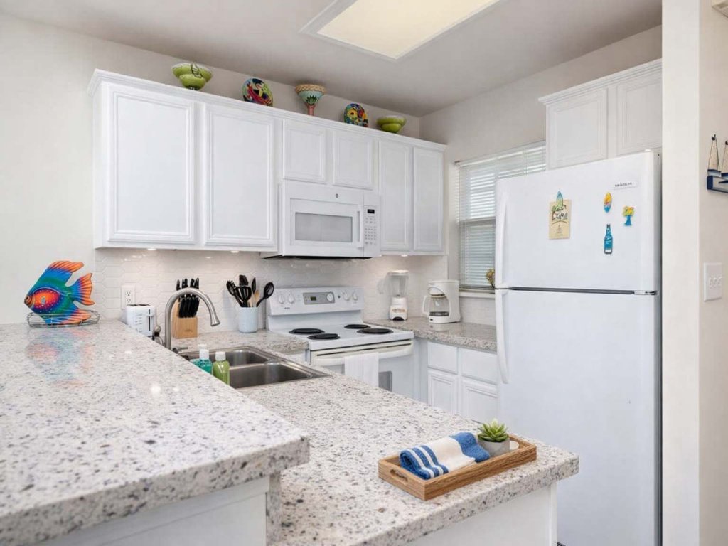 Stylish Design " Pool " Near Beach " BBQ Grill Vacation Rental in South Padre Island - RedAwning
