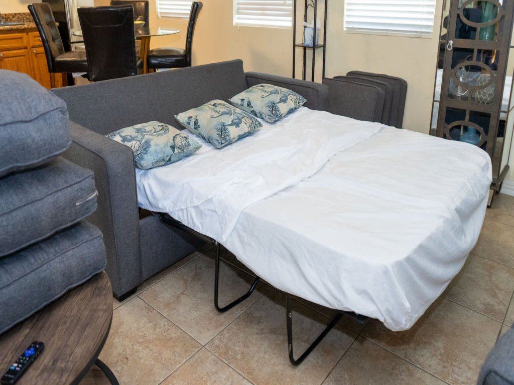 * 4 bedroom 2 Level Home * 50 yards from Beach Vacation Rental in South Padre Island - RedAwning