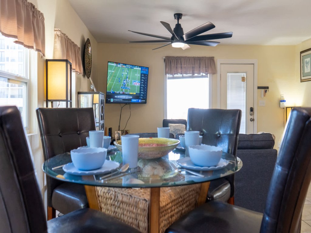 * 4 bedroom 2 Level Home * 50 yards from Beach Vacation Rental in South Padre Island - RedAwning