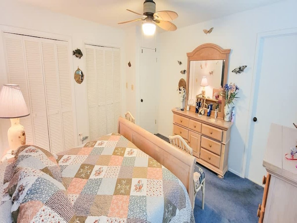 *Waterfront & Boat Slip 3 bedr Home * Deck * BBQ Vacation Rental in Port Isabel - RedAwning