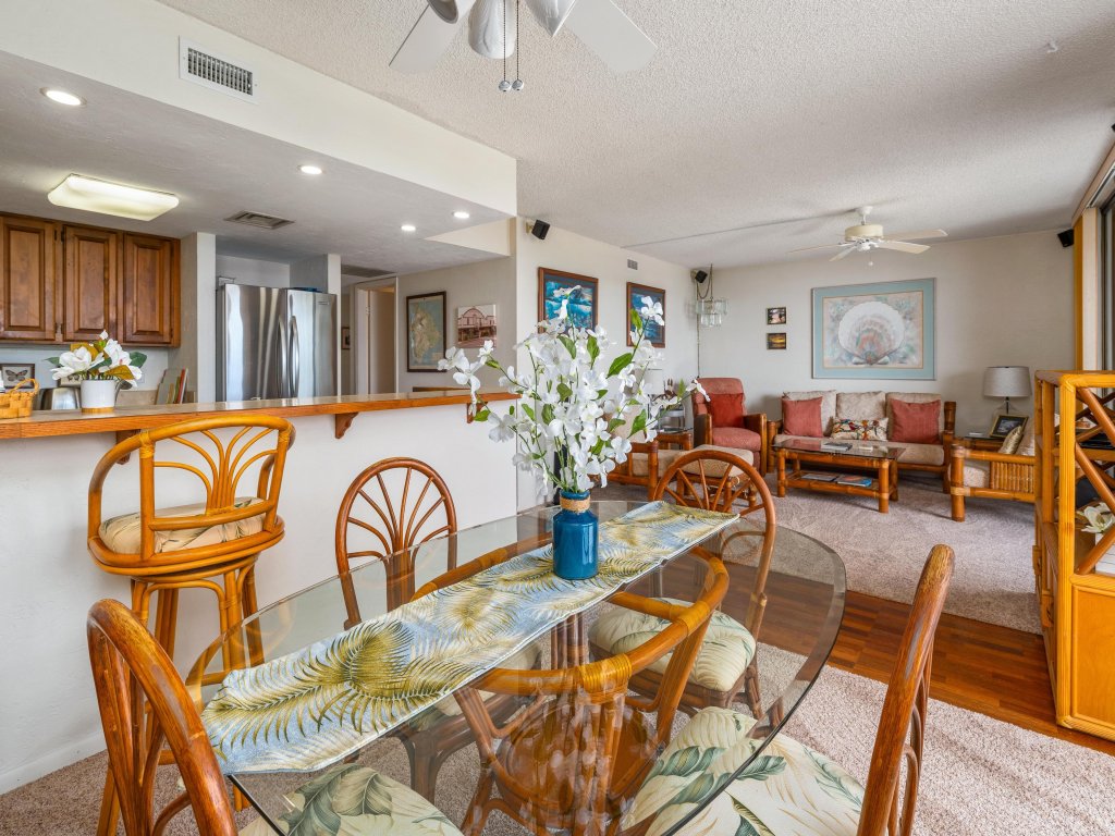 Big Island White Sands Village 333 Vacation Rental in Kailua Kona - RedAwning