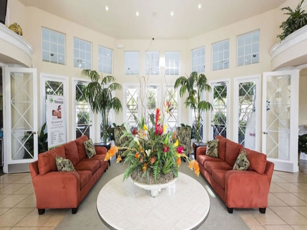 Three Bed Third  Floor Condo Near Disney Vacation Rental in Kissimmee - RedAwning