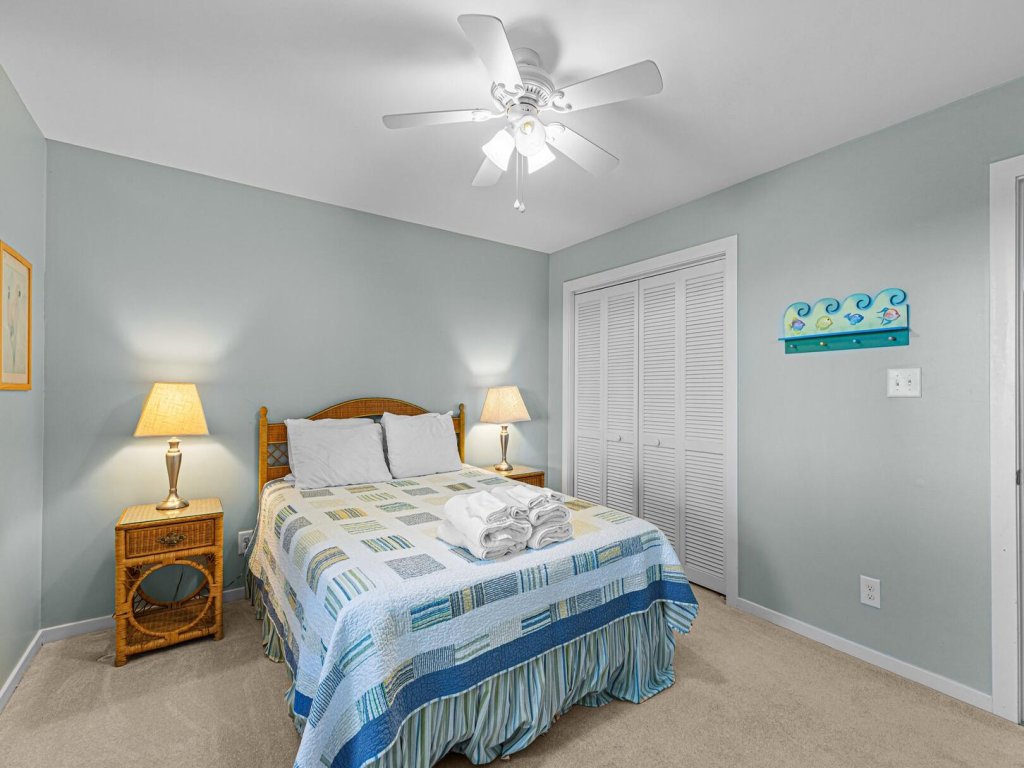 Breakers C32 Vacation Rental in North Carolina - RedAwning