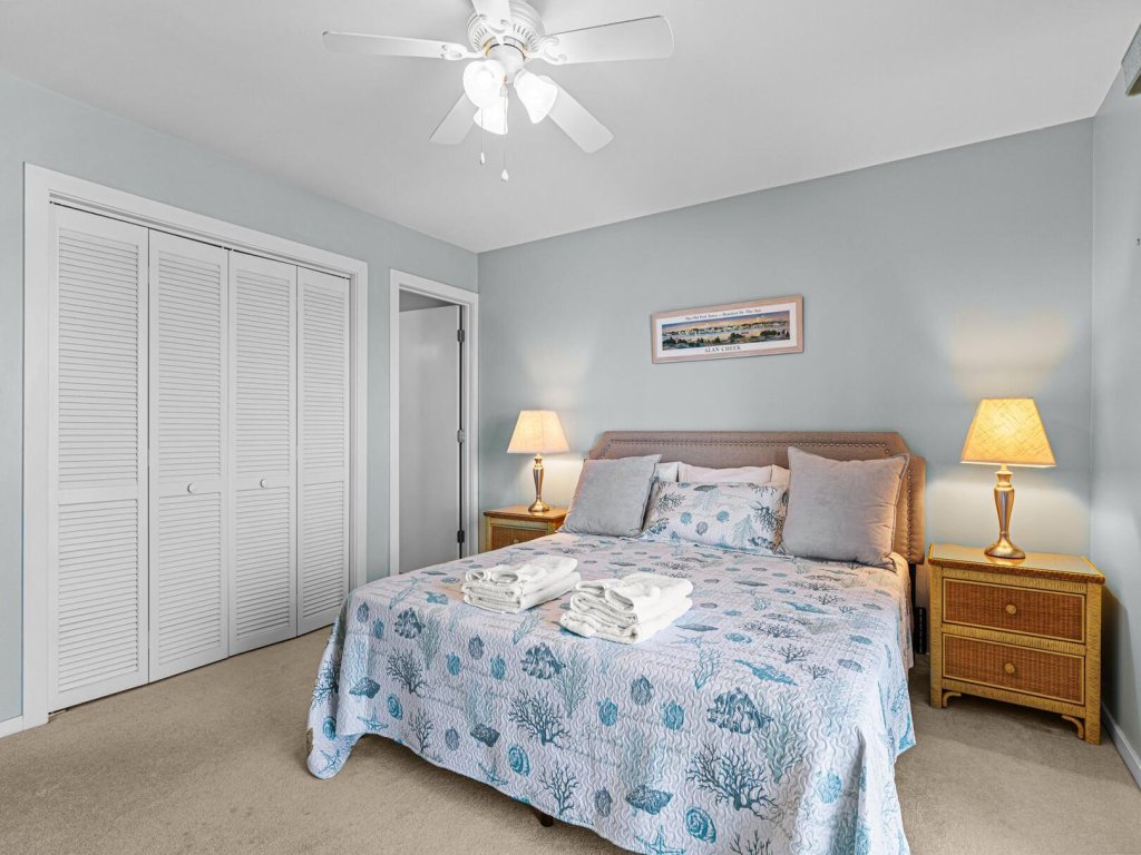Breakers C32 Vacation Rental in North Carolina - RedAwning