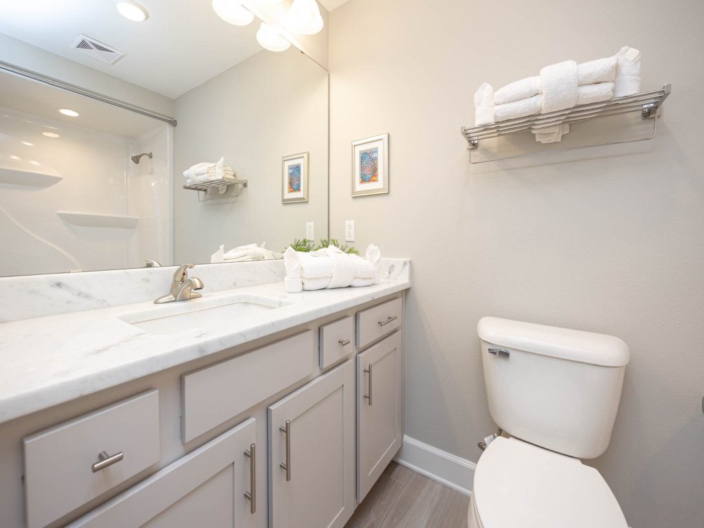 Phoenix Gulf Towers 806 Vacation Rental in Orange Beach - RedAwning