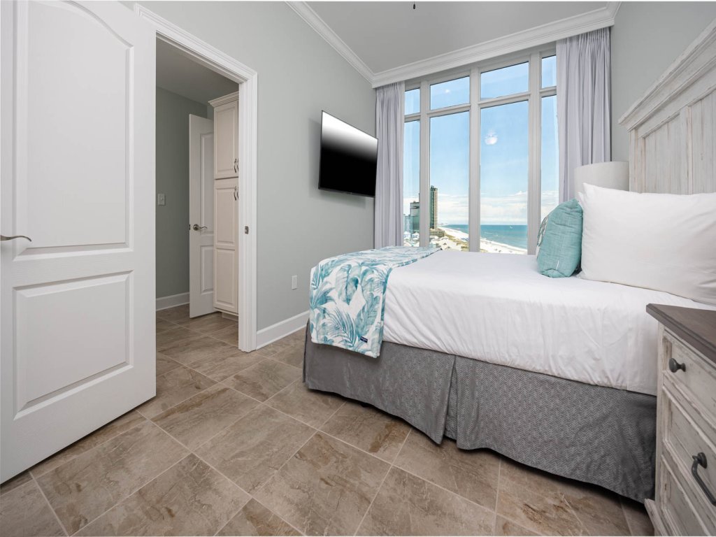 Phoenix Gulf Towers 1008 Vacation Rental in Orange Beach - RedAwning