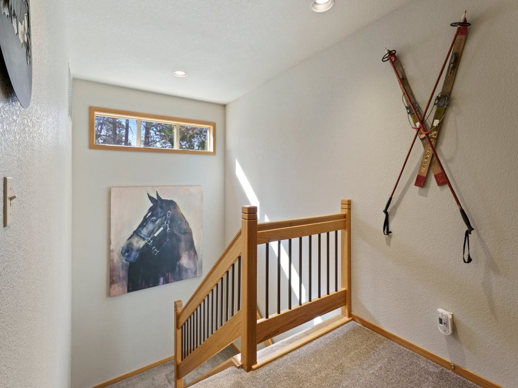 37 Kinglet Vacation Rental in Sunriver - RedAwning