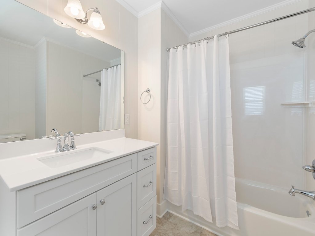 Auster / 144 Tuna Drive Vacation Rental in Holden Beach - RedAwning