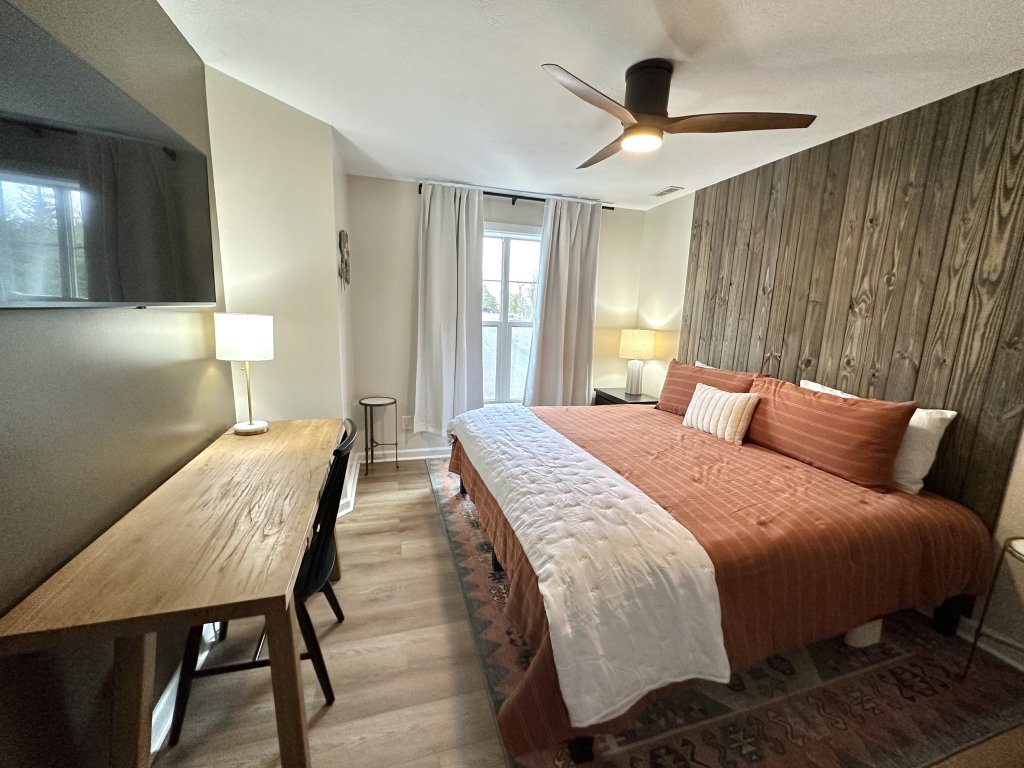 Black Bear Crossing 29 - Brigham Seven Bedroom Townhouse Vacation Rental in Snowshoe - RedAwning