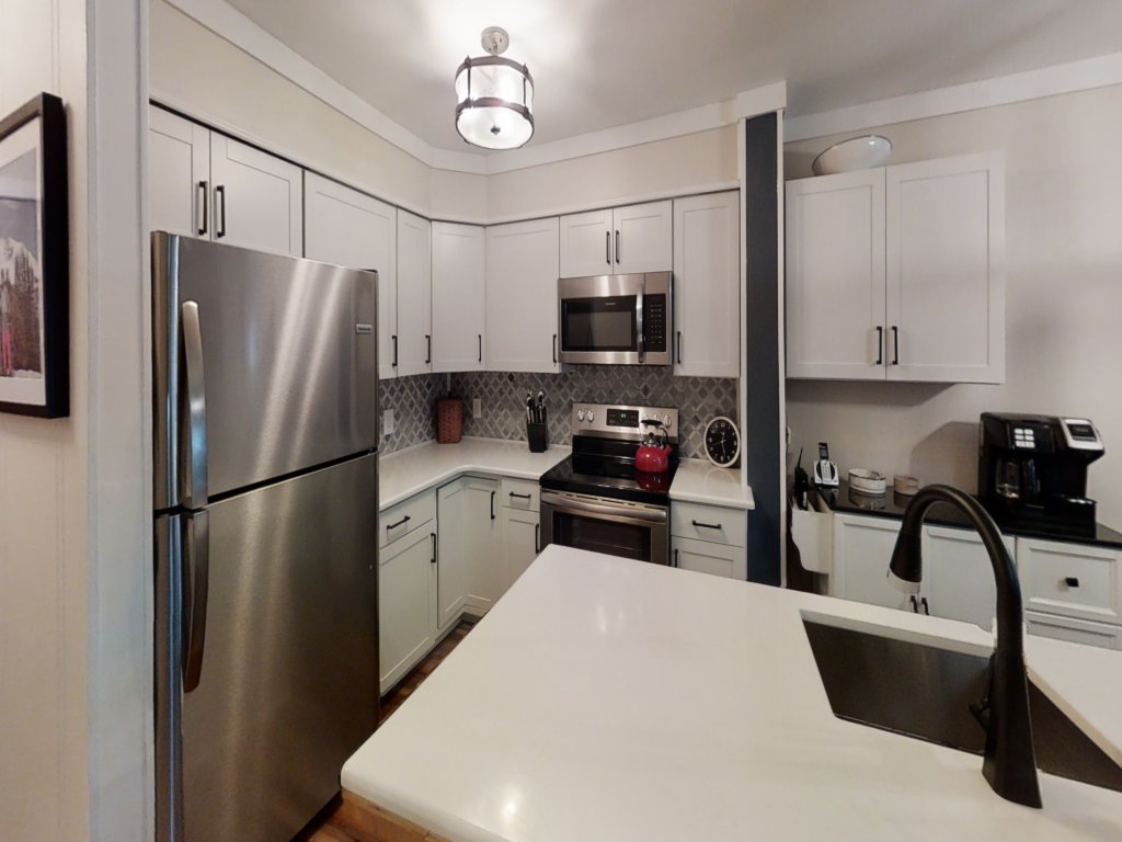 Snowcrest 316B - Brigham Two Bedroom Condo Vacation Rental in Snowshoe - RedAwning