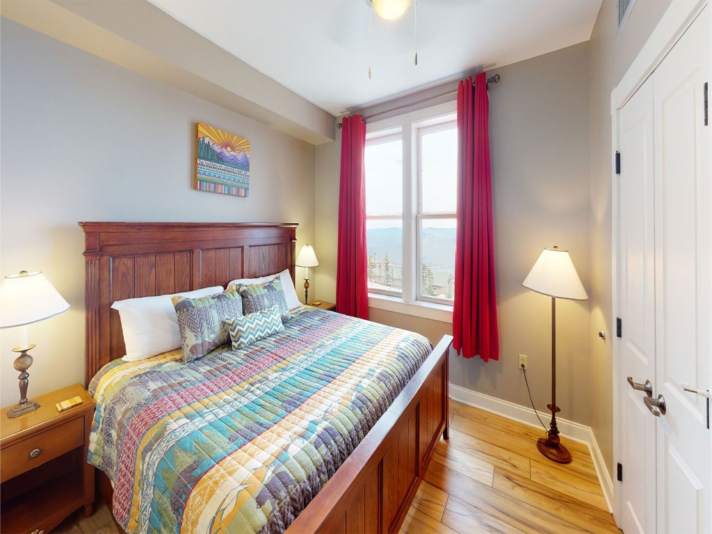 Seneca 220 - Brigham Two Bedroom Condo Vacation Rental in Snowshoe - RedAwning