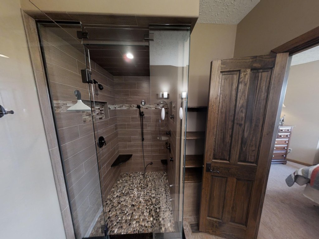 Black Bear Crossing 05 - Brigham Five Bedroom Townhouse Vacation Rental in Snowshoe - RedAwning