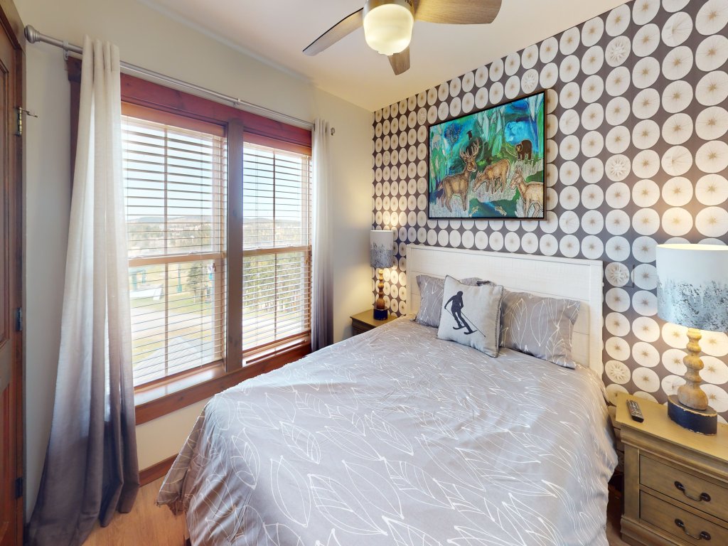 Allegheny Springs 345 - Brigham Two Bedroom Plus Condo Vacation Rental in Snowshoe - RedAwning