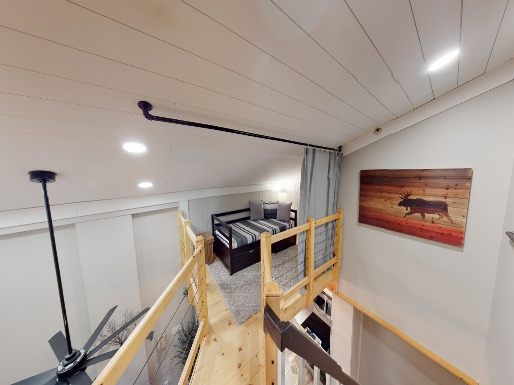 Silver Creek 1515 - Brigham One Bedroom Loft Condo Vacation Rental in Snowshoe - RedAwning