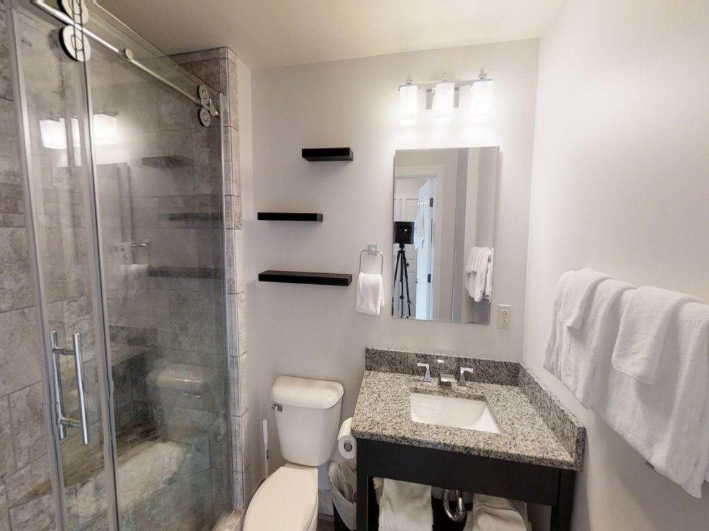 Seneca #016 - Brigham Studio Condo Vacation Rental in Snowshoe - RedAwning