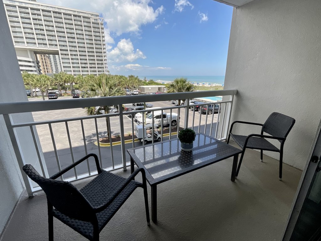 Stylish, ocean view studio with access to resort! Vacation Rental in Myrtle Beach - RedAwning