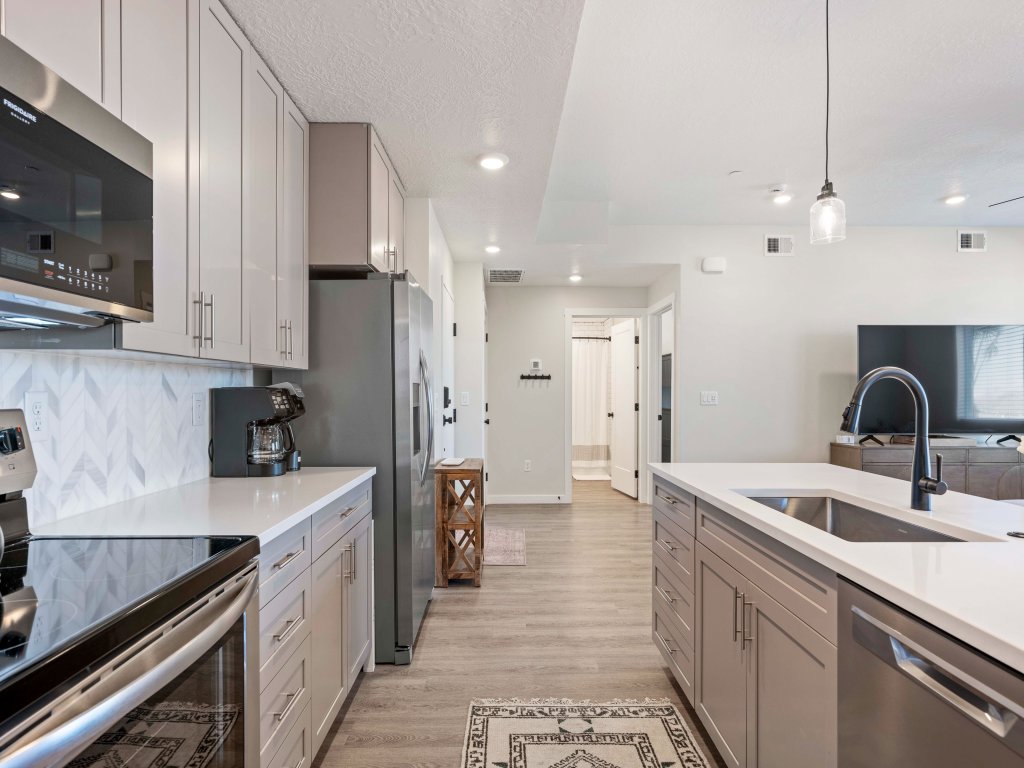 Blue Sky Oasis Vacation Rental in St. George - RedAwning