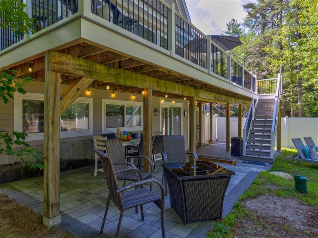LAKEVIEW BLISS LIMIT 8 Vacation Rental in Maine - RedAwning