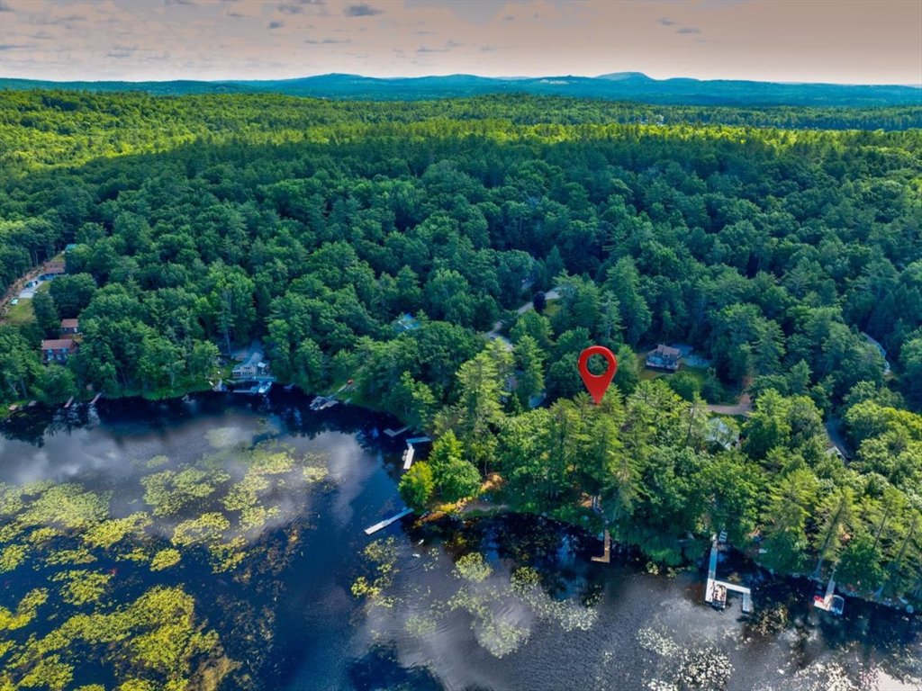 LAKEVIEW BLISS LIMIT 8 Vacation Rental in Maine - RedAwning