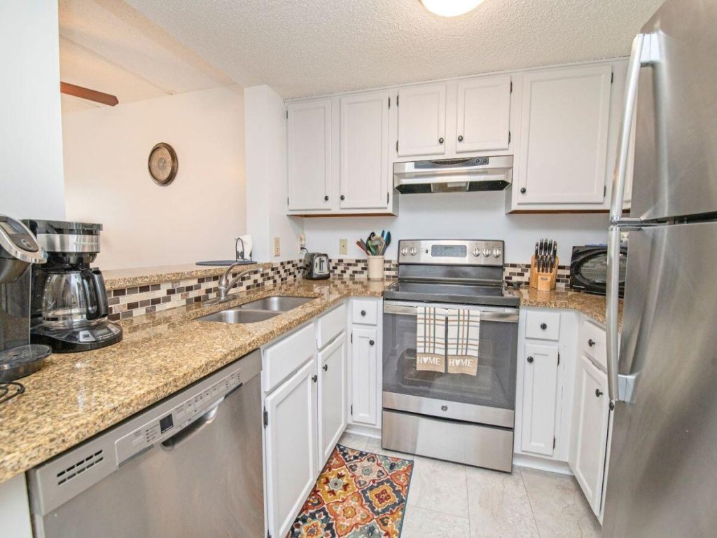Beach Dreaming I St. Augustine Beach I Free Activities Vacation Rental in Florida - RedAwning