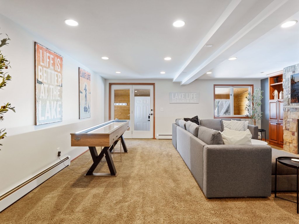 Lakefront Retreat: Sauna, Hot Tub, Firepit & More Vacation Rental in US - RedAwning