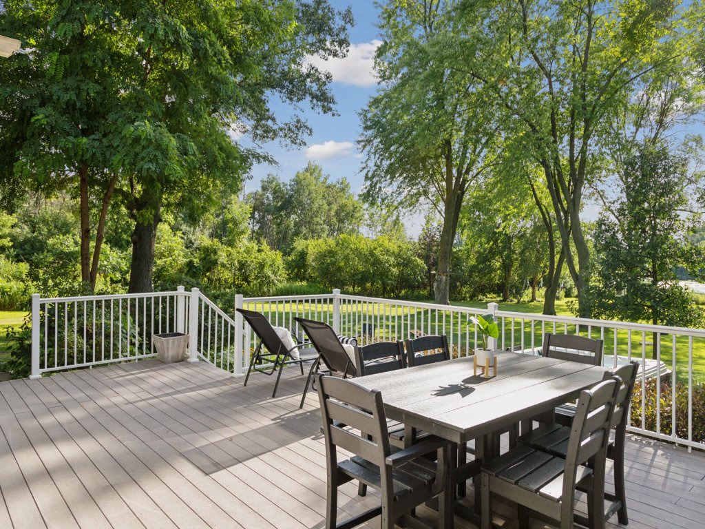 Lakefront Retreat: Sauna, Hot Tub, Firepit & More Vacation Rental in US - RedAwning