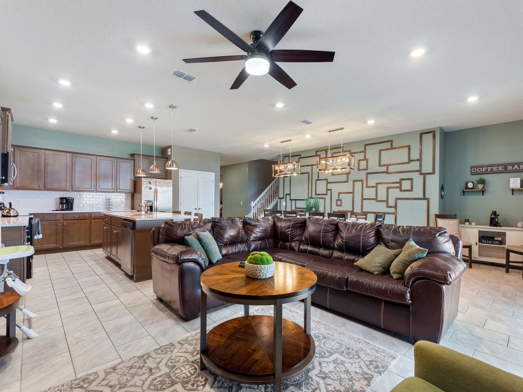 Paradise Point at Windsor Island Resort Orlando by Shine Villas Vacation Rental in Davenport - RedAwning