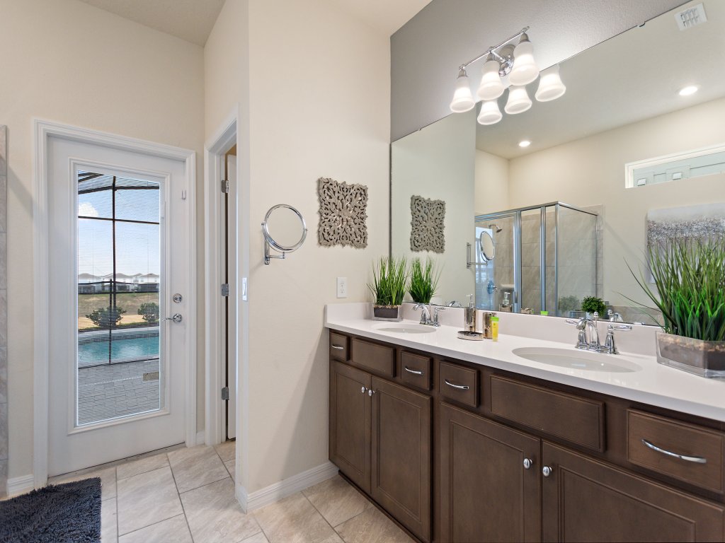 Paradise Point at Windsor Island Resort Orlando by Shine Villas Vacation Rental in Davenport - RedAwning