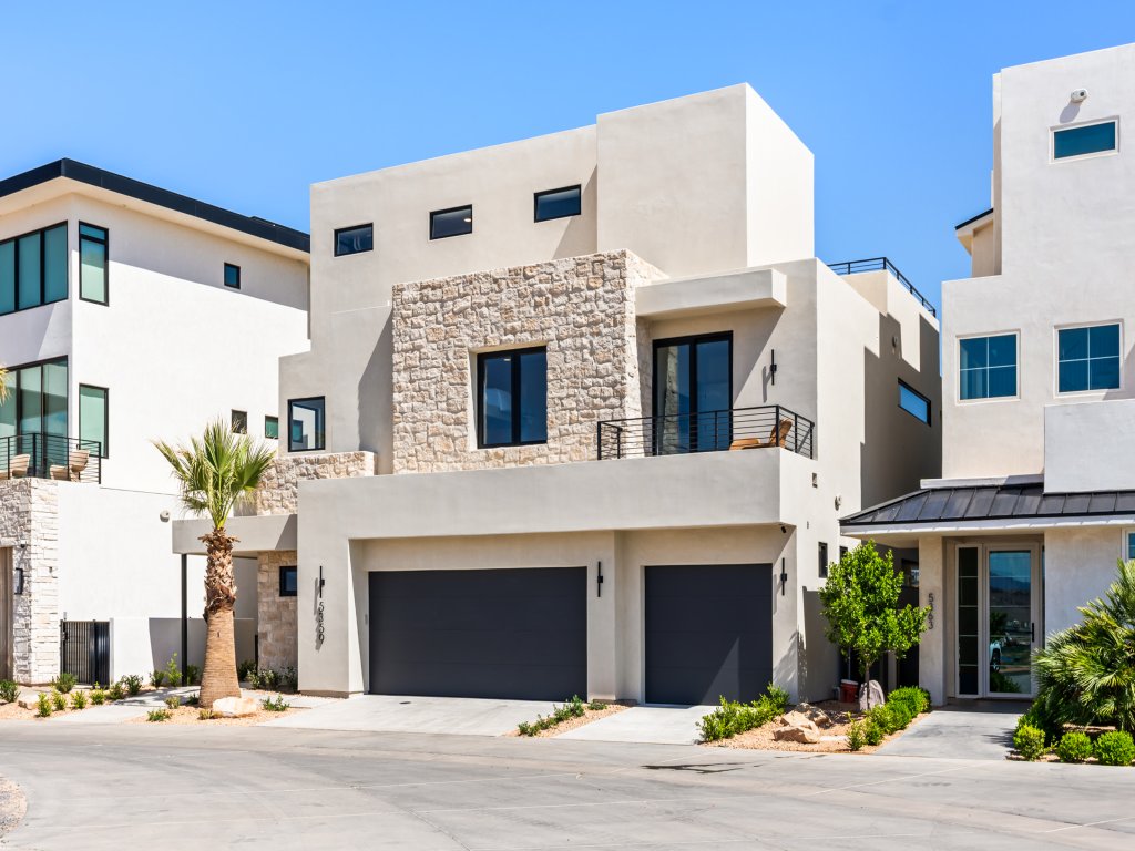 Lagoon Life Beach House Vacation Rental in St. George - RedAwning